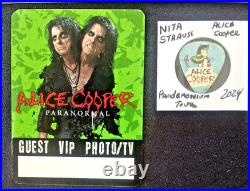 Alice Cooper Hand Signed concert poster, Backstage pass & Guitar Pick 2018 /2024
