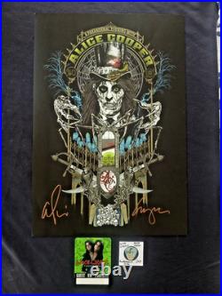 Alice Cooper Hand Signed concert poster, Backstage pass & Guitar Pick 2018 /2024